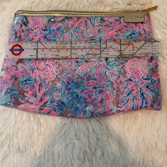 Lilly Pulitzer Zippered Bag EUC - Picture 3 of 5